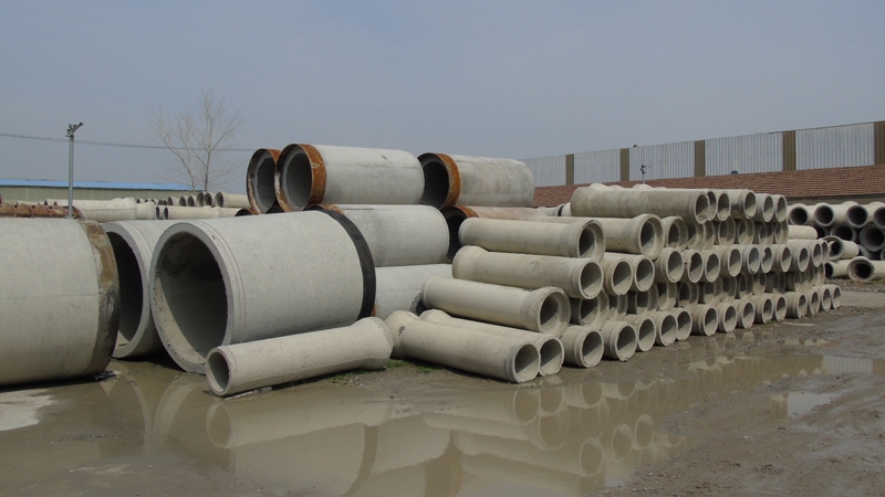 水泥管钢筋笼及水泥管展示